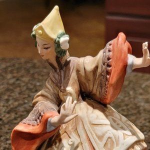 VINTAGE " Shall We Dance" Siamese Dancer Music Box Figurine